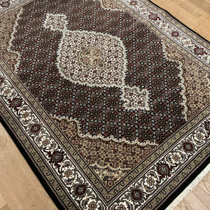 Indian Mahi [Wool + Sillk] - 5'2” X 7'1”