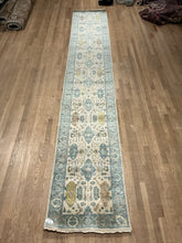 Load image into Gallery viewer, Indian Oushak - 2'5” X 16'0”
