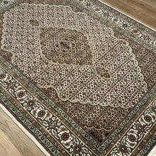 Load image into Gallery viewer, Indian Mahi [Wool + Sillk] - 5'0” X 7'3”
