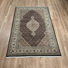 Load image into Gallery viewer, Indian Mahi [Wool + Sillk] - 5'1” X 8'2”
