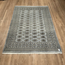 Load image into Gallery viewer, Pakistani Bukhara - 6&#39;1” X 9&#39;1”
