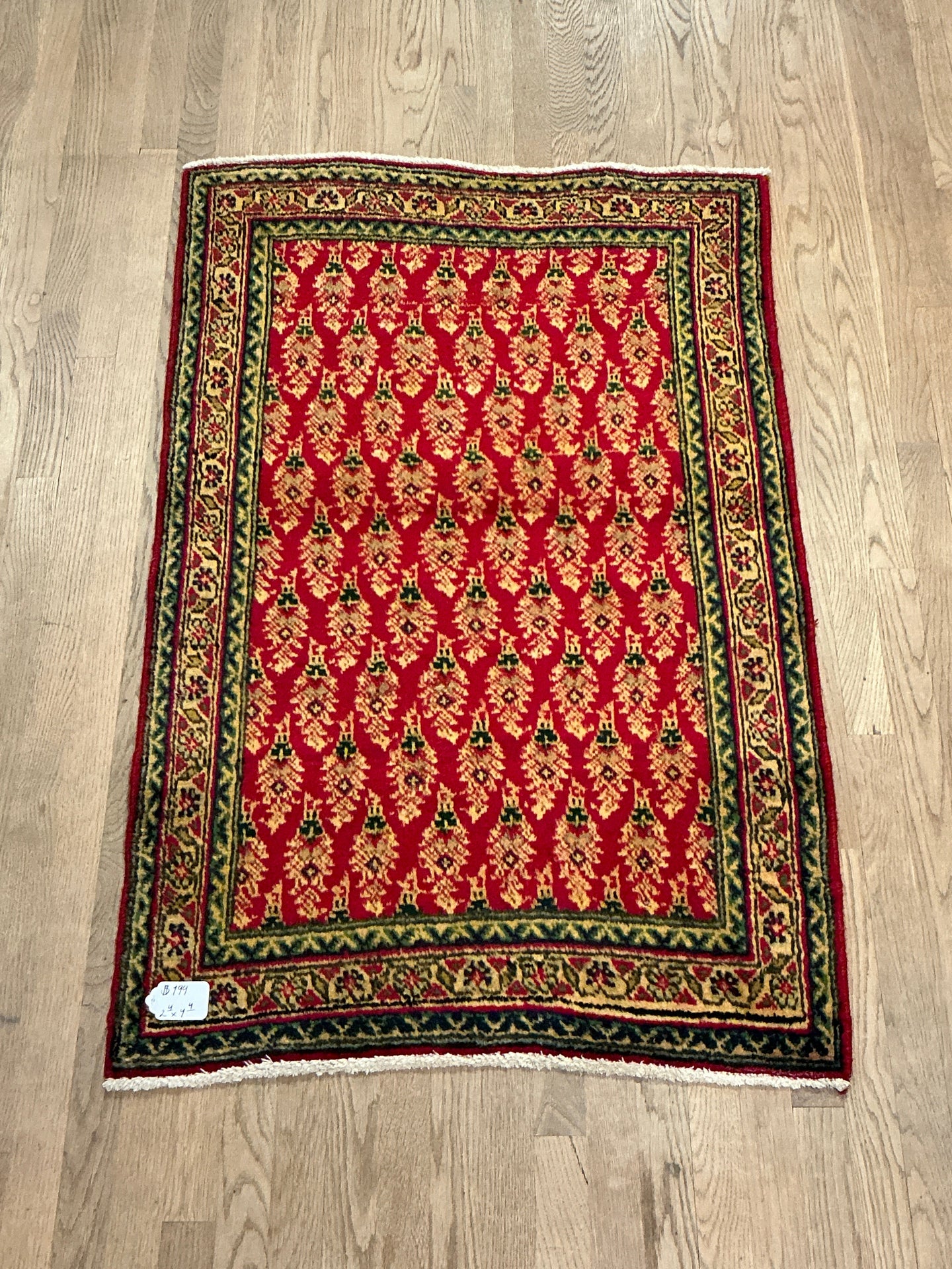 Persian Sarouk Mir - 2'4” X 4'4”
