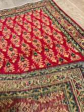 Load image into Gallery viewer, Persian Sarouk Mir - 2&#39;4” X 4&#39;4”
