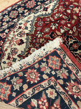 Load image into Gallery viewer, Indian Sarouk - 3&#39;1” X 5&#39;4”
