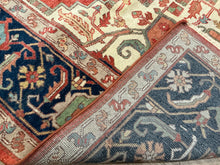 Load image into Gallery viewer, Indian Heriz - 9'1” X 11'11”
