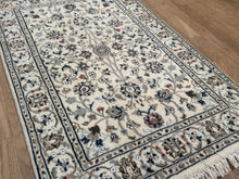 Load image into Gallery viewer, Indian Nain [Wool + Silk] - 2&#39;1” X 3&#39;2”
