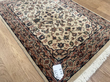Load image into Gallery viewer, Indian Sarouk - 2&#39;0” X 3&#39;0”
