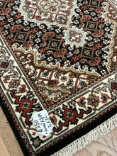 Load image into Gallery viewer, Indian Mahi [Wool + Sillk] - 2'0” X 3'1”
