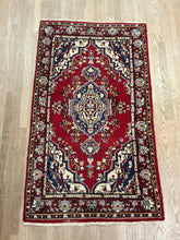 Load image into Gallery viewer, Indian Keshan - 3&#39;0” X 5&#39;0”
