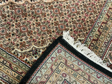 Load image into Gallery viewer, Indian Mahi [Wool + Sillk] - 7'11” X 10'4”
