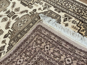 Pakistani Bukhara - 2'7” X 4'2”