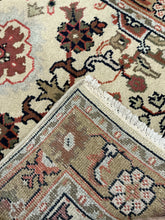 Load image into Gallery viewer, Indian Serapi - 3&#39;1” X 5&#39;0”
