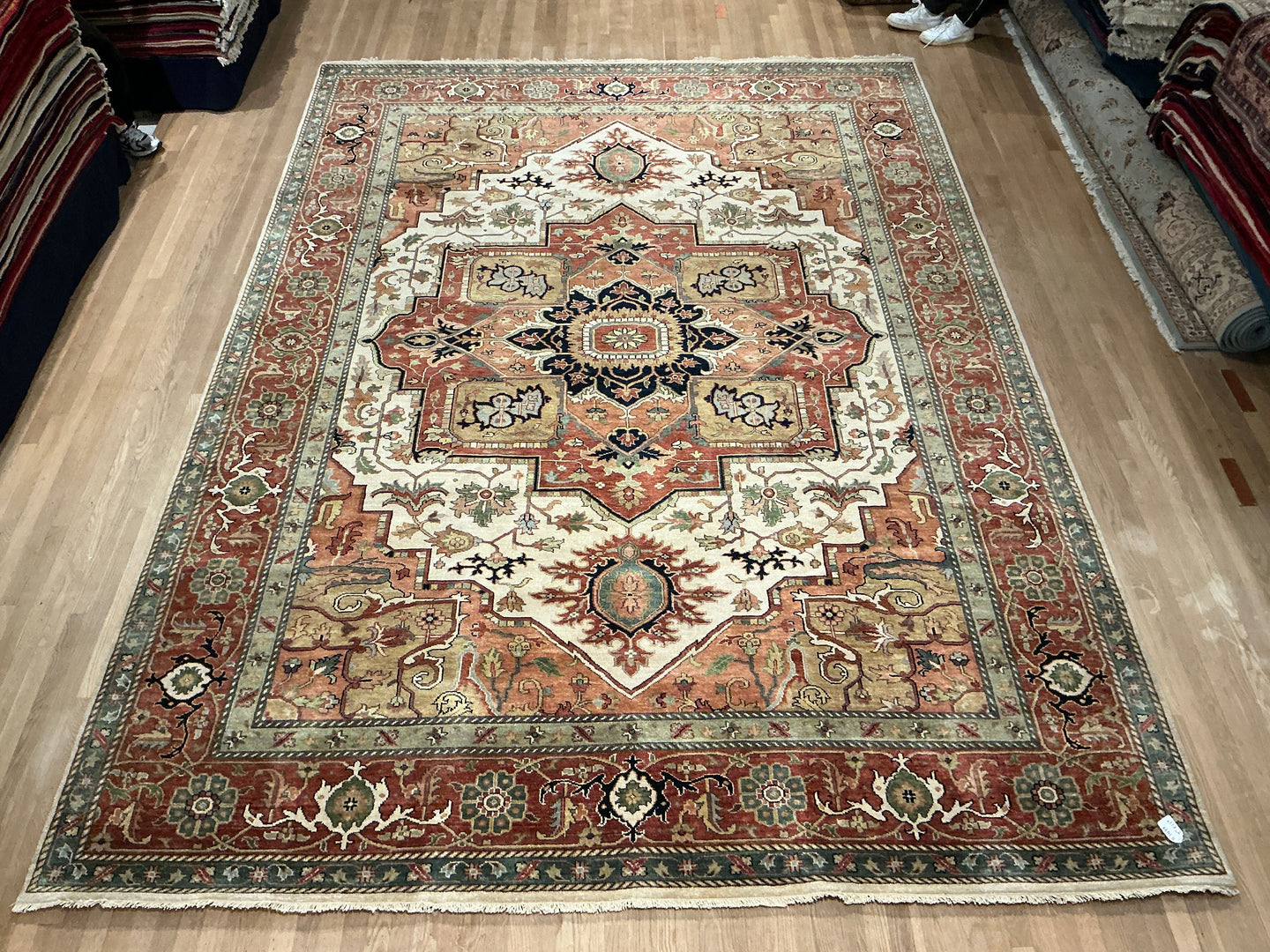 Indian Heriz - 9'10” X 13'9”