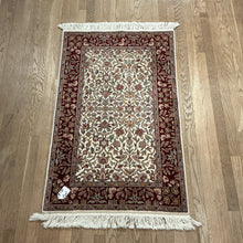 Load image into Gallery viewer, Indian Sarouk - 2'6” X 4'1”
