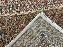 Load image into Gallery viewer, Indian Mahi [Wool + Sillk] - 8'11” X 12'4”
