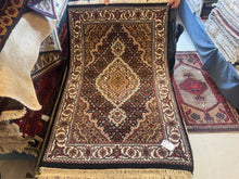 Load image into Gallery viewer, Indian Mahi [Wool + Silk] -  2’7” X 4’1”
