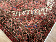 Load image into Gallery viewer, Persian Heriz - 10'0” X 12'9”
