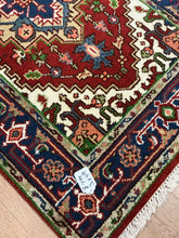 Load image into Gallery viewer, Indian Heriz - 3&#39;0” X 4&#39;11”
