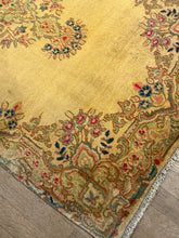Load image into Gallery viewer, Persian Kerman - 3&#39;0” X 4&#39;11”
