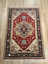 Load image into Gallery viewer, Indian Heriz - 4&#39;0” X 6&#39;2”

