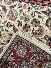 Load image into Gallery viewer, Indian Sarouk - 4&#39;0” X 5&#39;11”
