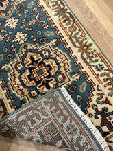 Load image into Gallery viewer, Indian Heriz - 2&#39;5” X 5&#39;11”
