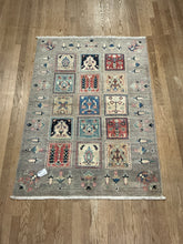 Load image into Gallery viewer, Afghan Baktiari Panel Design - 3&#39;4” X 4&#39;11”
