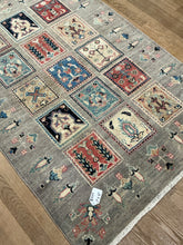 Load image into Gallery viewer, Afghan Baktiari Panel Design - 3&#39;4” X 4&#39;11”
