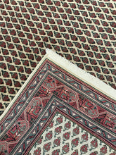 Load image into Gallery viewer, Persian Sarouk Mir - 3&#39;11” X 5&#39;10”
