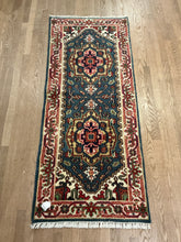 Load image into Gallery viewer, Indian Heriz - 2&#39;5” X 5&#39;10”
