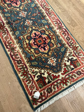Load image into Gallery viewer, Indian Heriz - 2&#39;5” X 5&#39;10”
