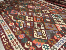 Load image into Gallery viewer, Pakistani Kileem - 7x10
