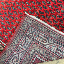 Load image into Gallery viewer, Persian Sarouk Mir - 4&#39;6” X 6&#39;10”
