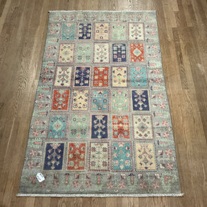 Afghan Baktiari Panel Design - 3'11” X 6'4”