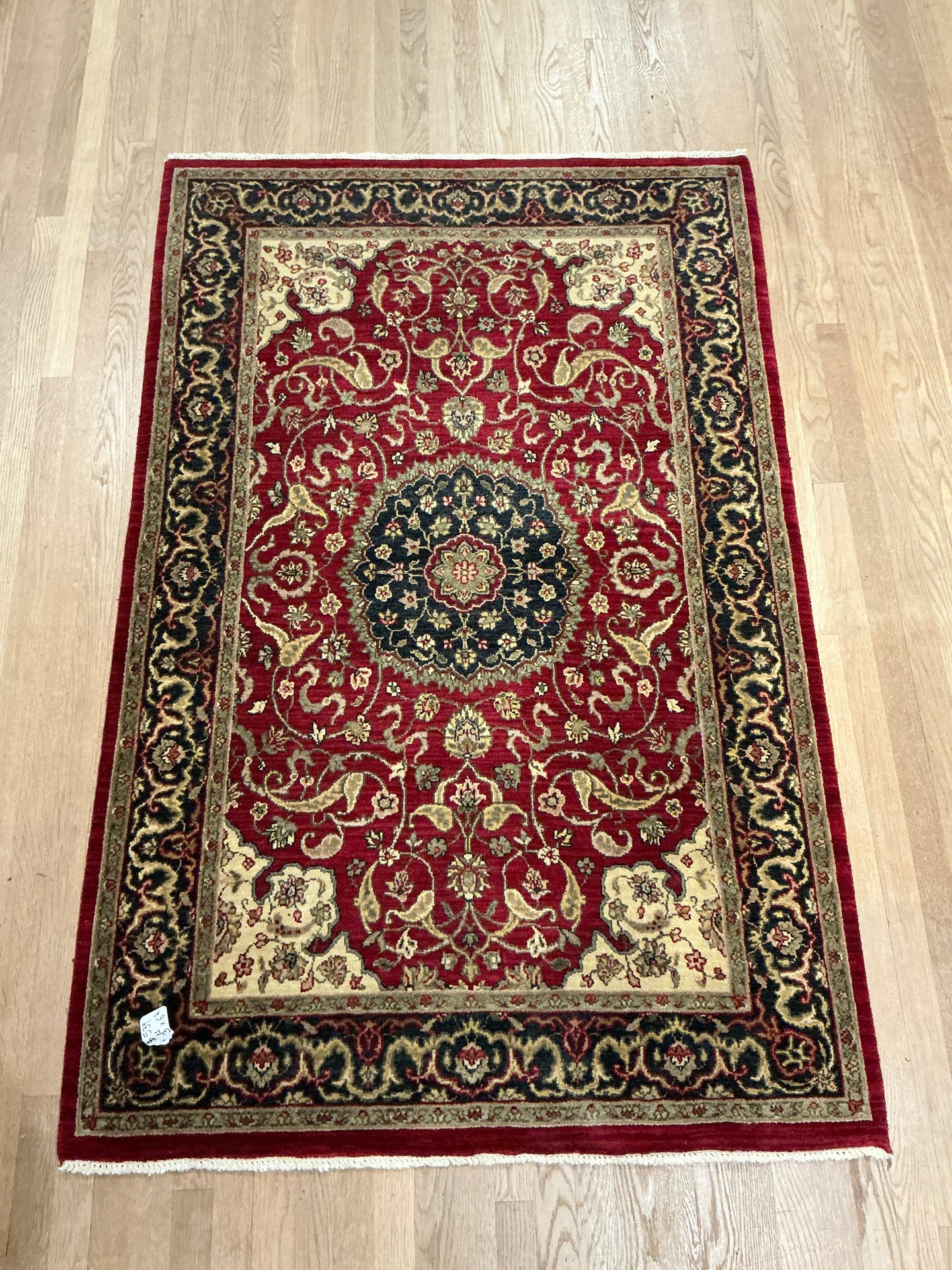 Indian Keshan - 3'11” X 6'2”