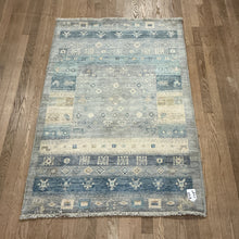 Load image into Gallery viewer, Afghan Khorjin - 3'2” X 4'10”
