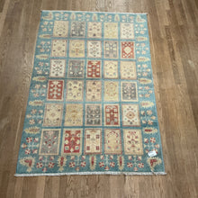 Load image into Gallery viewer, Afghan Baktiari Panel Design - 4&#39;0” X 6&#39;0”
