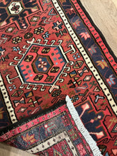 Load image into Gallery viewer, Persian Karajeh - 2&#39;4” X 6&#39;3”
