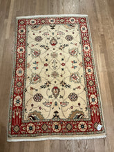 Load image into Gallery viewer, Persian Sarouk - 3&#39;10” X 6&#39;0”
