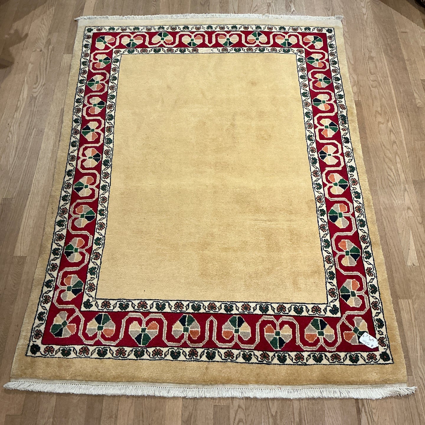 Persian Sarouk - 4'11” X 6'9”