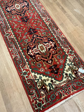 Load image into Gallery viewer, Indian Heriz - 2&#39;5” X 9&#39;7”
