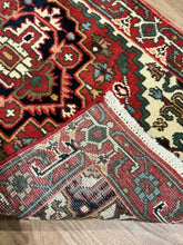 Load image into Gallery viewer, Indian Heriz - 2&#39;5” X 9&#39;7”
