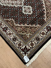 Load image into Gallery viewer, Indian Mahi [Wool + Sillk] - 3&#39;0” X 5&#39;1”
