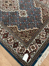 Load image into Gallery viewer, Indian Mahi [Wool + Sillk] - 3&#39;1” X 5&#39;2”
