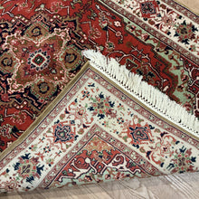 Load image into Gallery viewer, Indian Heriz - 4'0” X 6'0”
