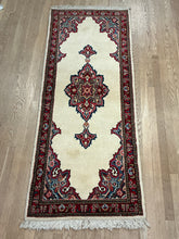 Load image into Gallery viewer, Persian Sarouk - 2'6” X 6'6”
