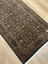 Load image into Gallery viewer, Indian Herati - 2&#39;7” X 5&#39;11”
