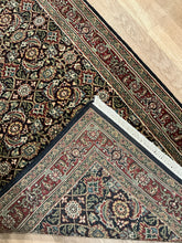 Load image into Gallery viewer, Indian Herati - 2&#39;7” X 5&#39;11”
