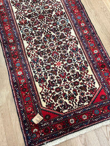 Persian Sarouk - 2'8” X 6'8”
