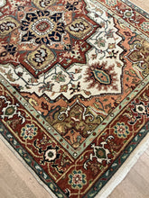 Load image into Gallery viewer, Indian Heriz - 4&#39;0” X 6&#39;0”
